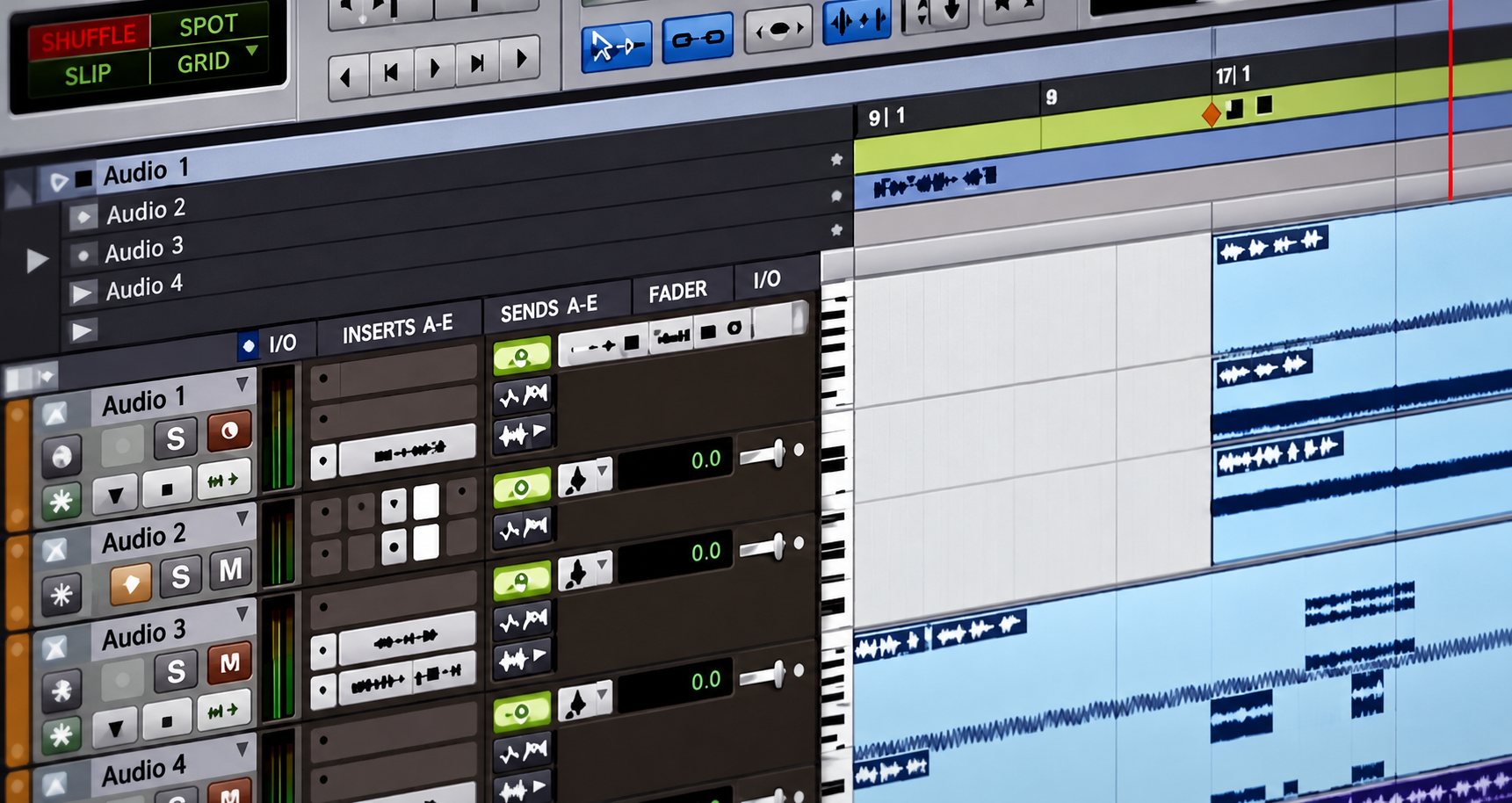 Capture d’écran en perspective d’un logiciel de production audio affichant plusieurs pistes et leurs séquences sur une ligne de temps.